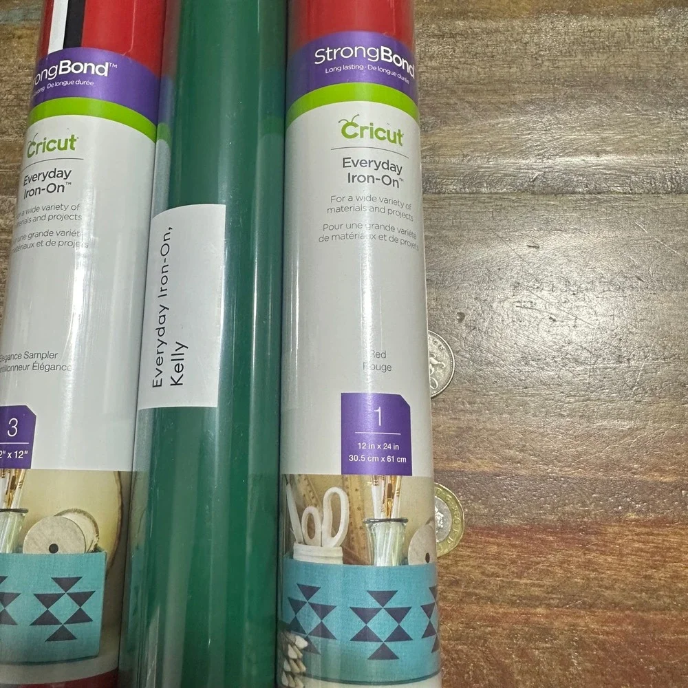 Cricut Everyday Iron-On Vinyl Bundle Red Kelly Green Elegance Sampler 3 Rolls